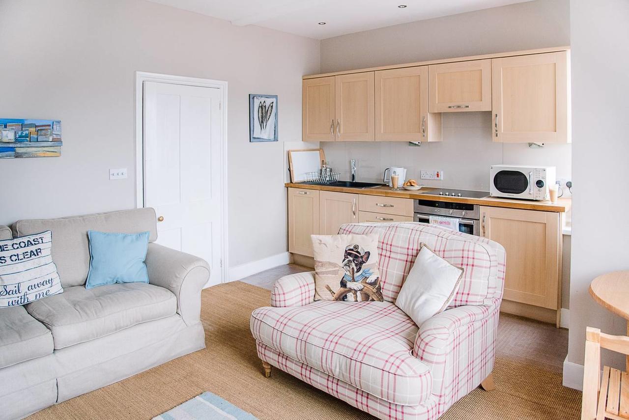 Serendipity, Aldeburgh - An Apartment On The High Street! Exterior photo